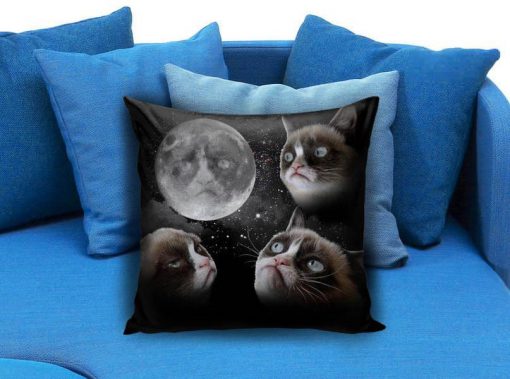 Grumpy cat funny face in moon Pillow Case