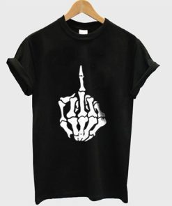 skull middle finger T shirt