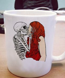 Girl and Mens Skull Kiss Girl Ceramic Mug KM