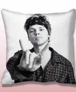 Ashton Irwin 5sos Throw Pillow KM