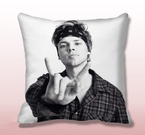 Ashton Irwin 5sos Throw Pillow KM