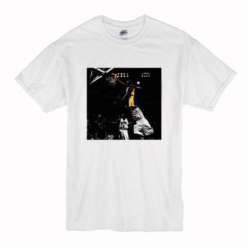 Kobe Bryant On Top Of Dwight Howard T-Shirt KM