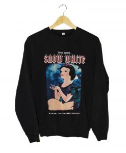 Snow white pull and bear Sweatshirt KM