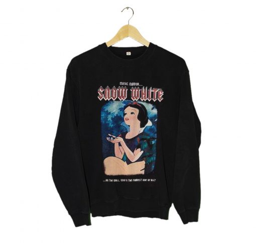 Snow white pull and bear Sweatshirt KM