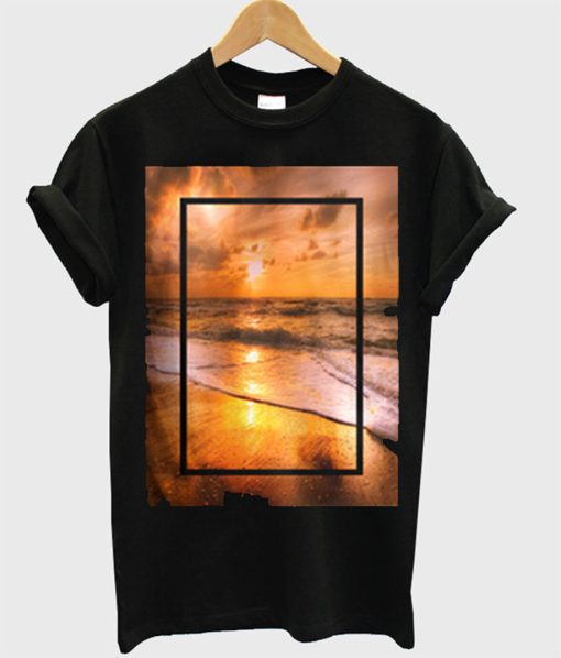 Sunset In The SeaT Shirt KM