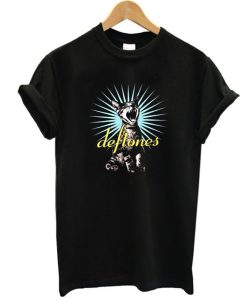 Man’s Classic Deftones (Like) Linus Scoop Neck T Shirt KM